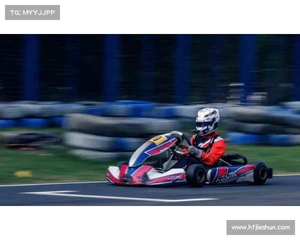 中国车手在卡丁车世锦赛青少年组夺得银牌创历史佳绩 中国车手在卡丁车世锦赛青少年组夺得银牌创历史佳绩